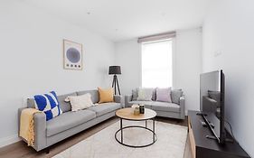 Modern House In South Kensington